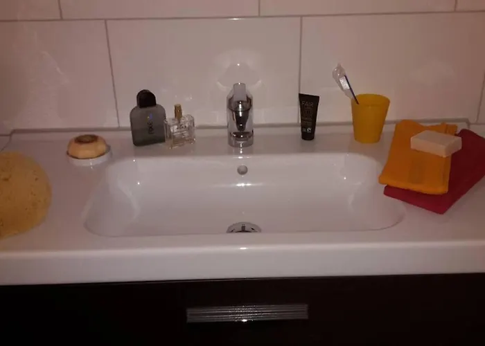 Grosse 20 Km Von Koeln Bis Zu 17 Personen 아파트 로스라스