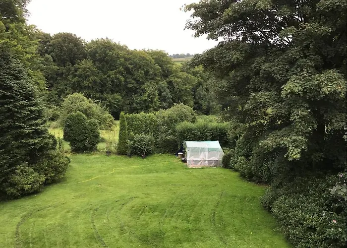 Grosse 20 Km Von Koeln Bis Zu 17 Personen 아파트